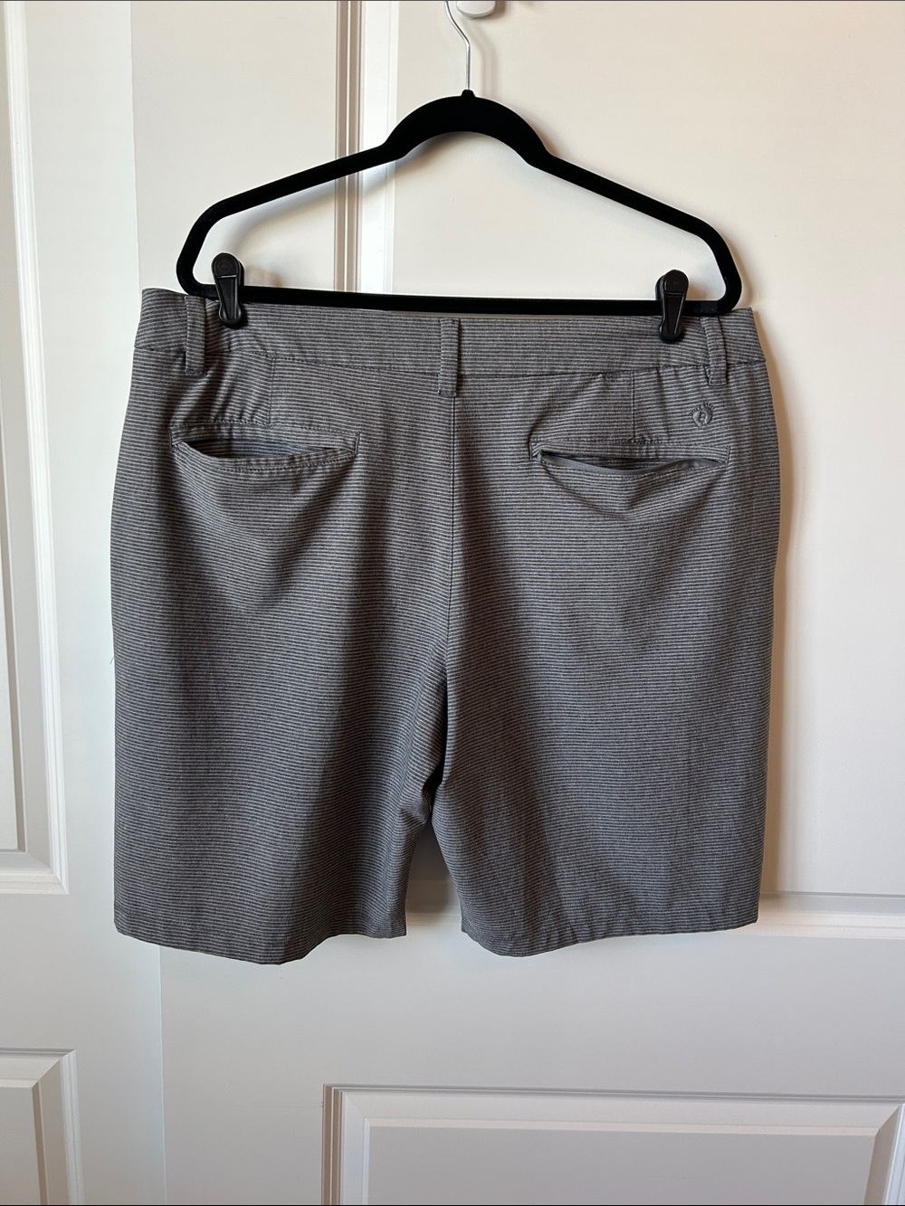 Hang Ten Men's Gray Micro-Stripe Hybrid Shorts 38 - Picture 5 of 10